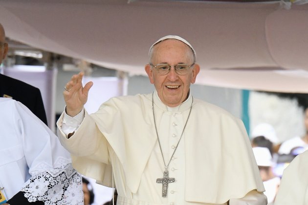 France-Monde. Le pape François appelle à une renaissance après le Covid