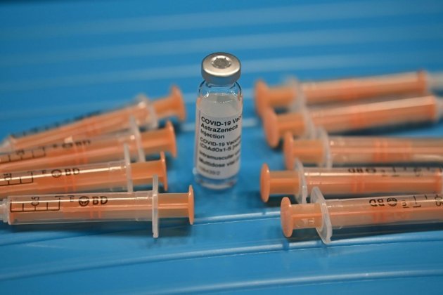 AstraZeneca pour les plus de 30 ans : la vaccination au Royaume-Uni connaît un premier revers