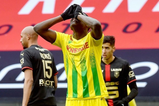 Ligue 1: Nantes s'enfonce, Lens fonce vers l'Europe