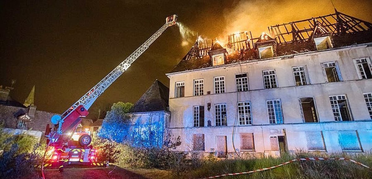[Actualisé] Près de Rouen. Un incendie se déclare dans un château