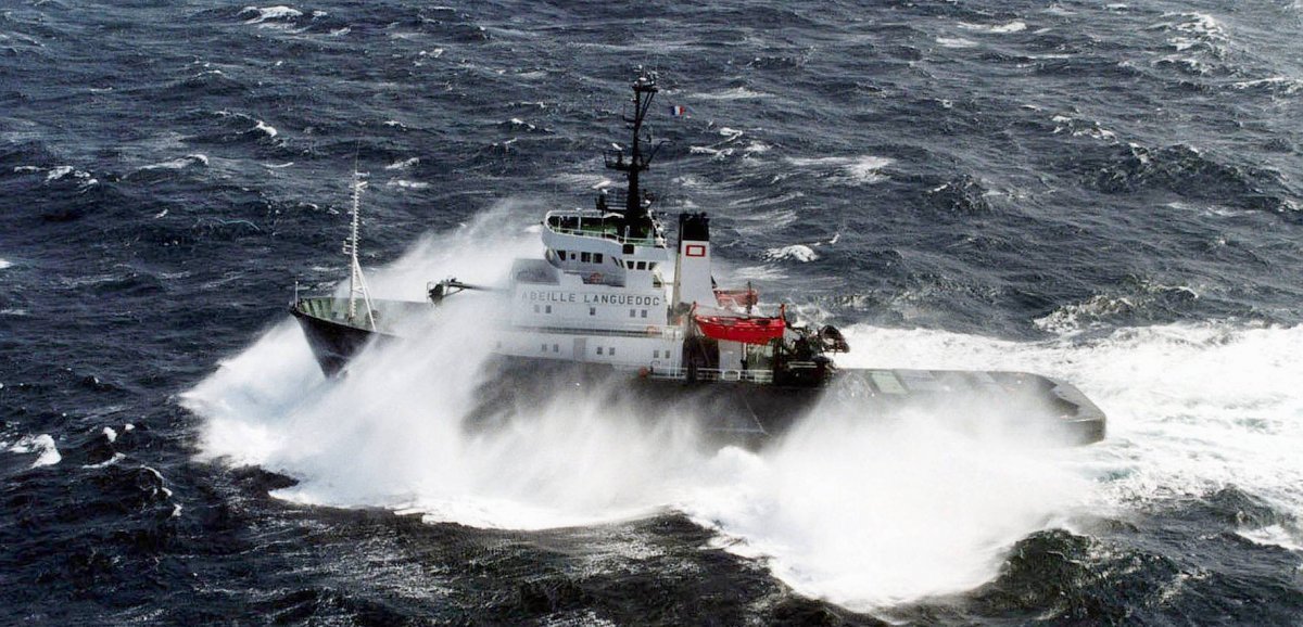 Dieppe. Quatre pêcheurs sauvés de l'incendie de leur bateau