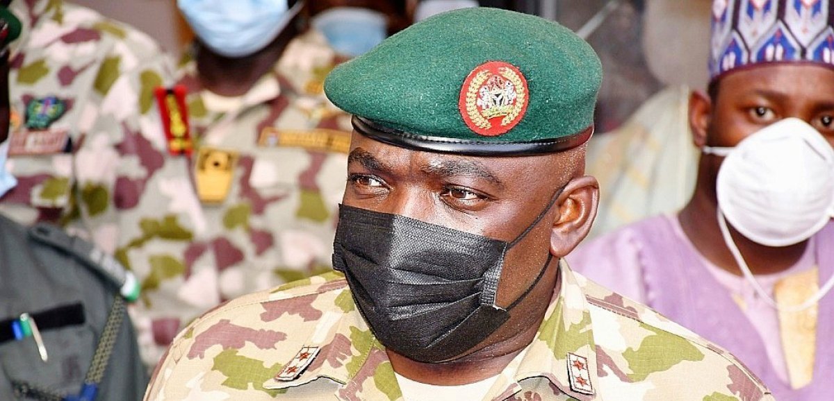 Au Nigeria, le chef de l'armée meurt dans un crash d'avion