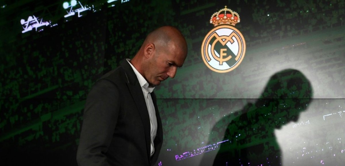 Foot: Zidane quitte le Real Madrid après une saison sans titre