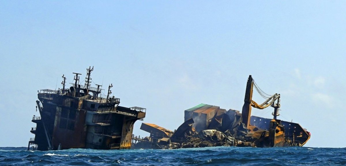 Sri Lanka: la "boîte noire" du cargo qui a partiellement coulé récupérée