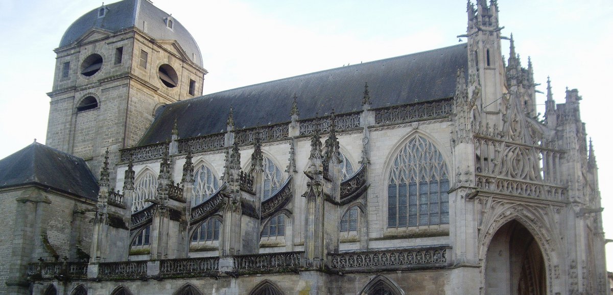 Orne. Notre-Dame d'Alençon, l'église faite basilique par le pape Benoît XVI