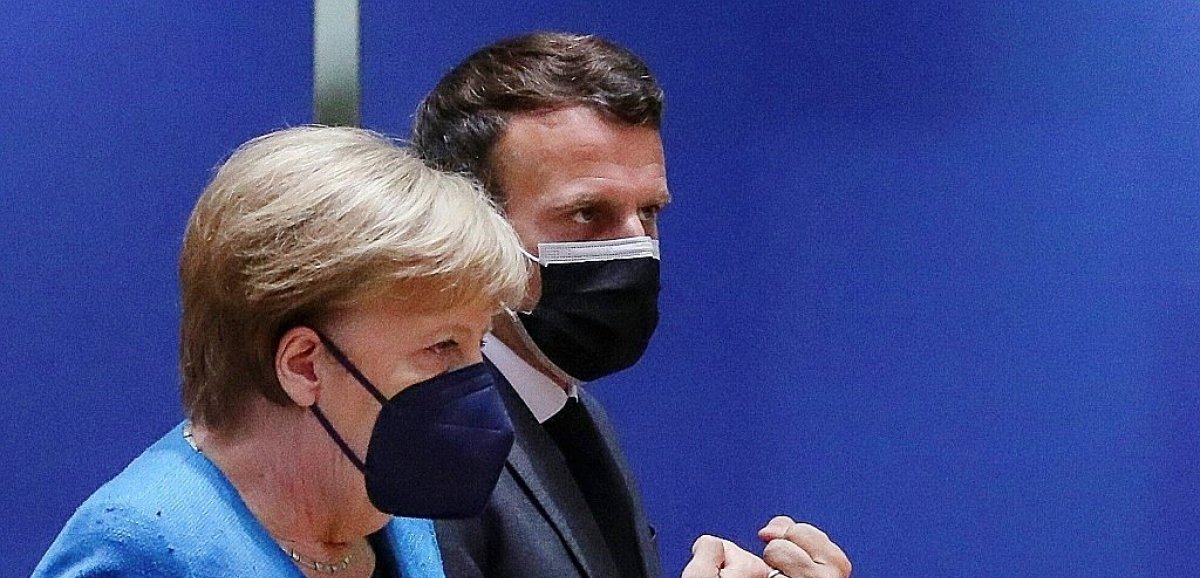 Le couple Merkel/Macron se retrouve à Berlin pour parler Europe