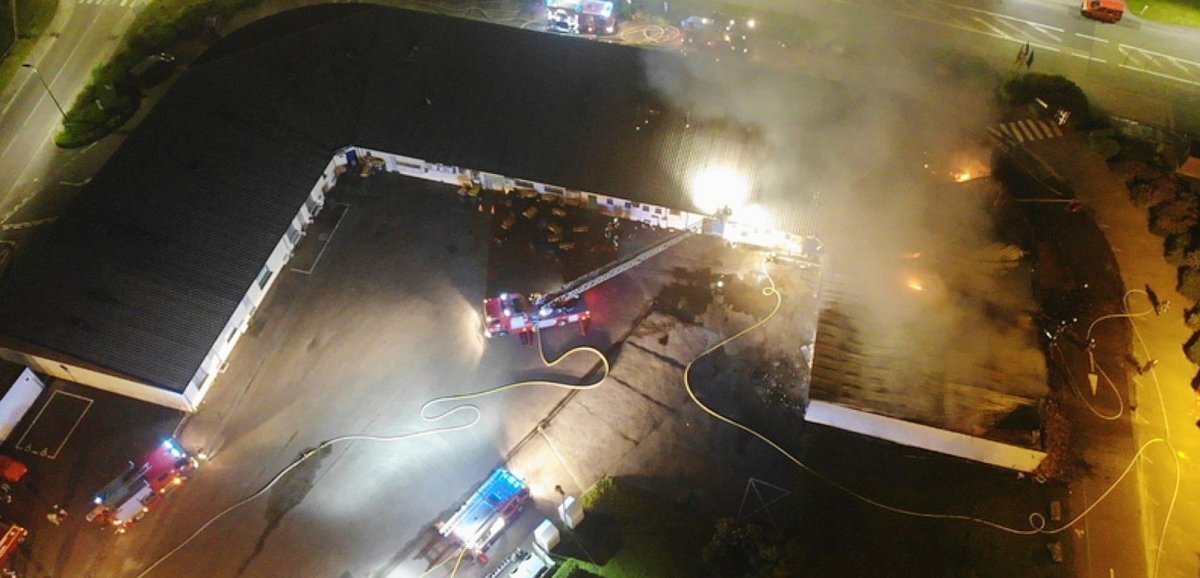 Seine-Maritime. Incendie dans un centre commercial, quatre magasins touchés