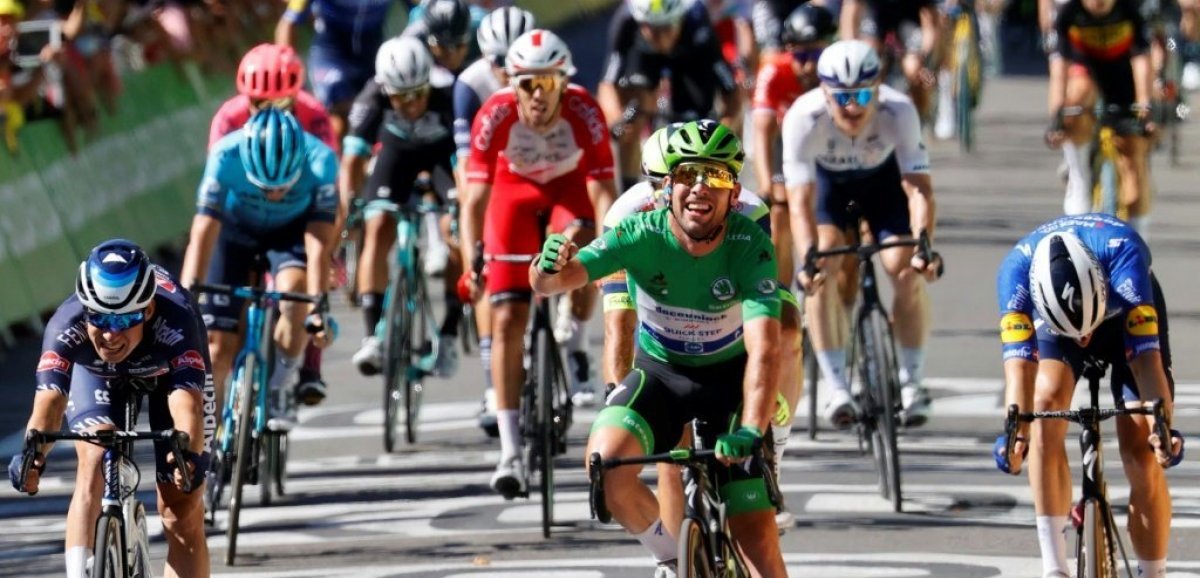 Tour de France: Cavendish gagne et égale le record de Merckx