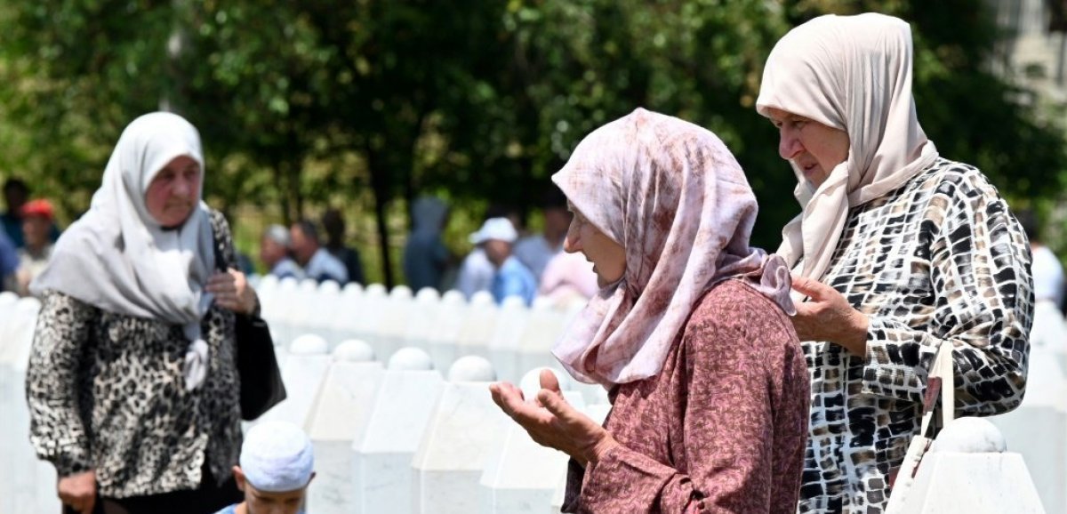 Des victimes du génocide de Srebrenica enterrées 26 ans après