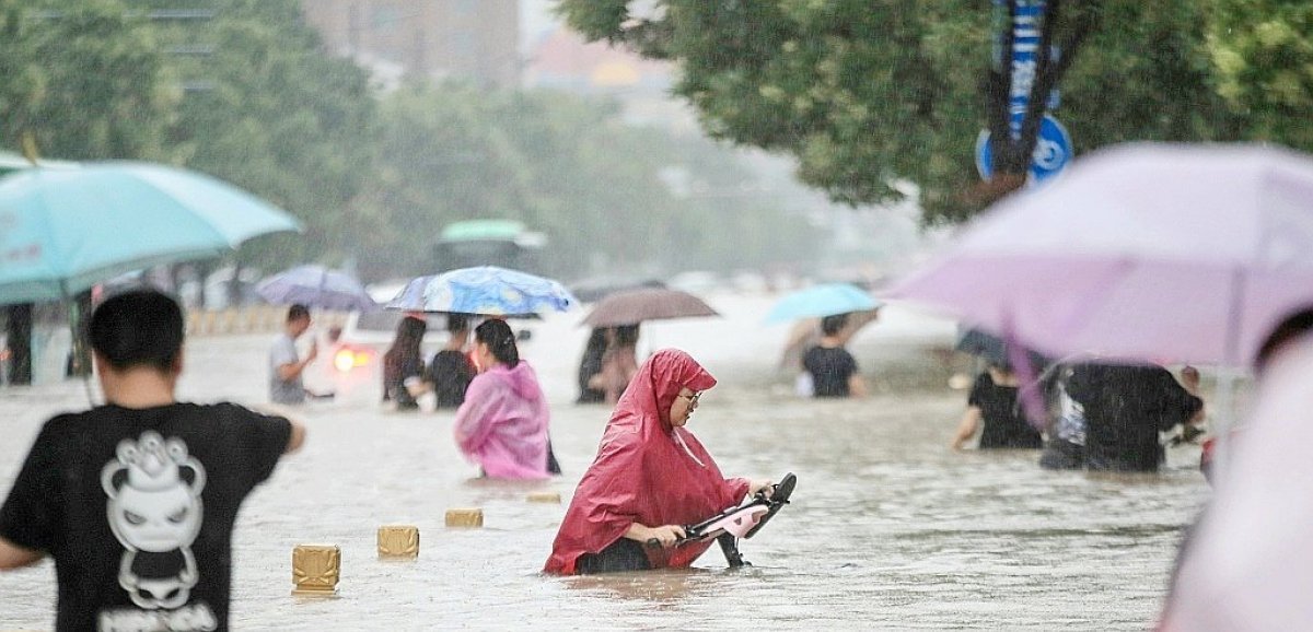 Chine: inondations "extrêmement graves", 12 morts dans le métro