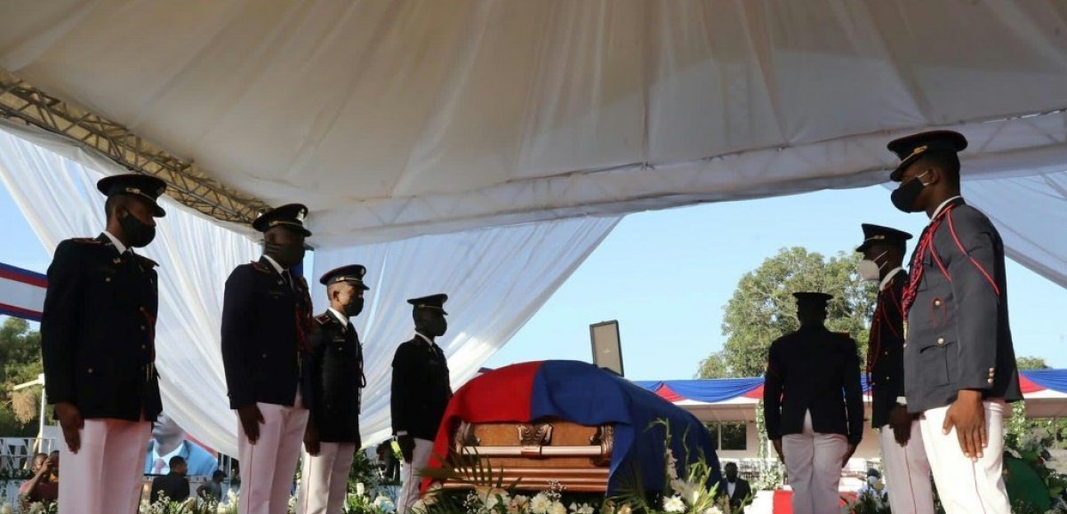 L'adieu d'Haïti, sous haute tension, à son président assassiné