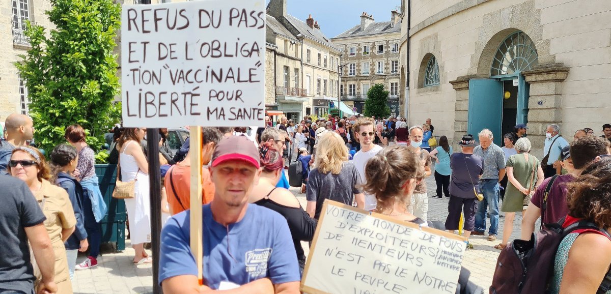 [Vidéo] Normandie. Des milliers de manifestants contre le pass sanitaire