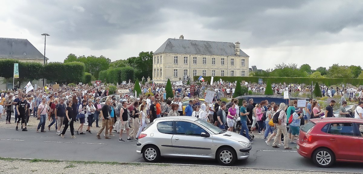 Caen. Près de 2 500 personnes lors de la manifestation contre le pass sanitaire