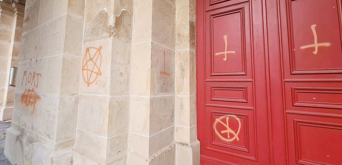 [Photos]. Des tags satanistes découverts sur l'église Saint-François au Havre