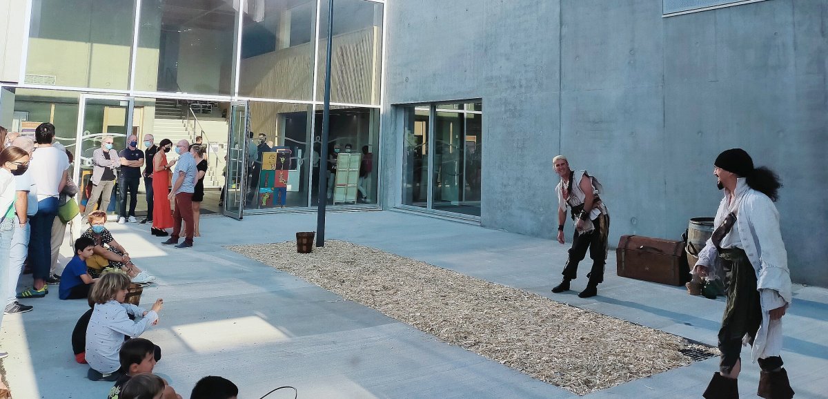 [Photos] Caen. Le 17b, le nouveau centre d'animation de Venoix, vient d'ouvrir ses portes