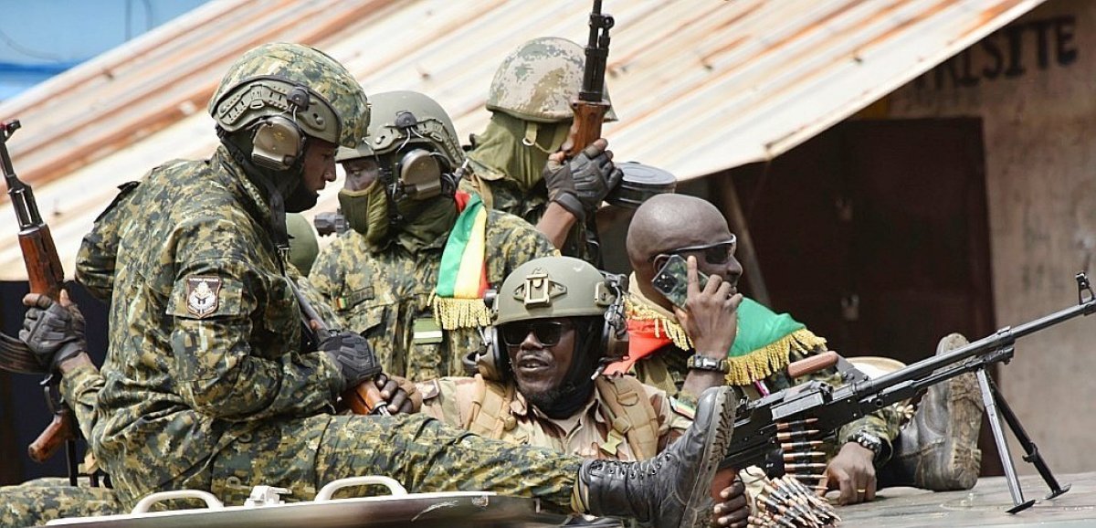 Guinée: les putschistes convoquent autoritairement les anciens ministres