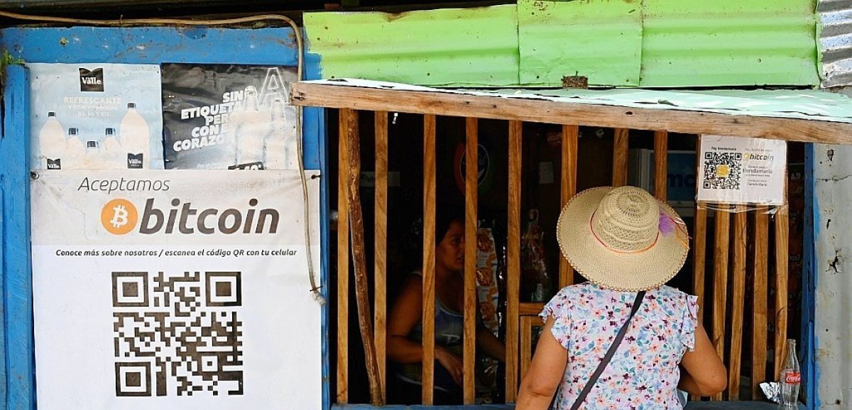 Le bitcoin monnaie légale au Salvador en dépit des critiques et réticences