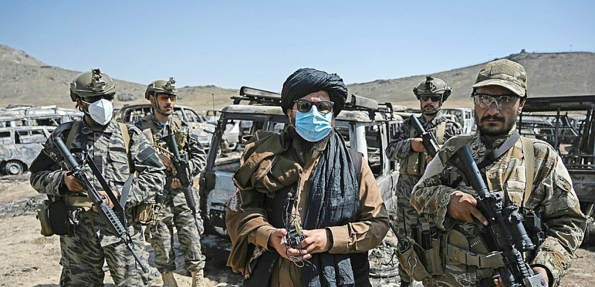 "Venez voir, ils ont tout détruit": un "Taliban tour" dans les ruines de la CIA
