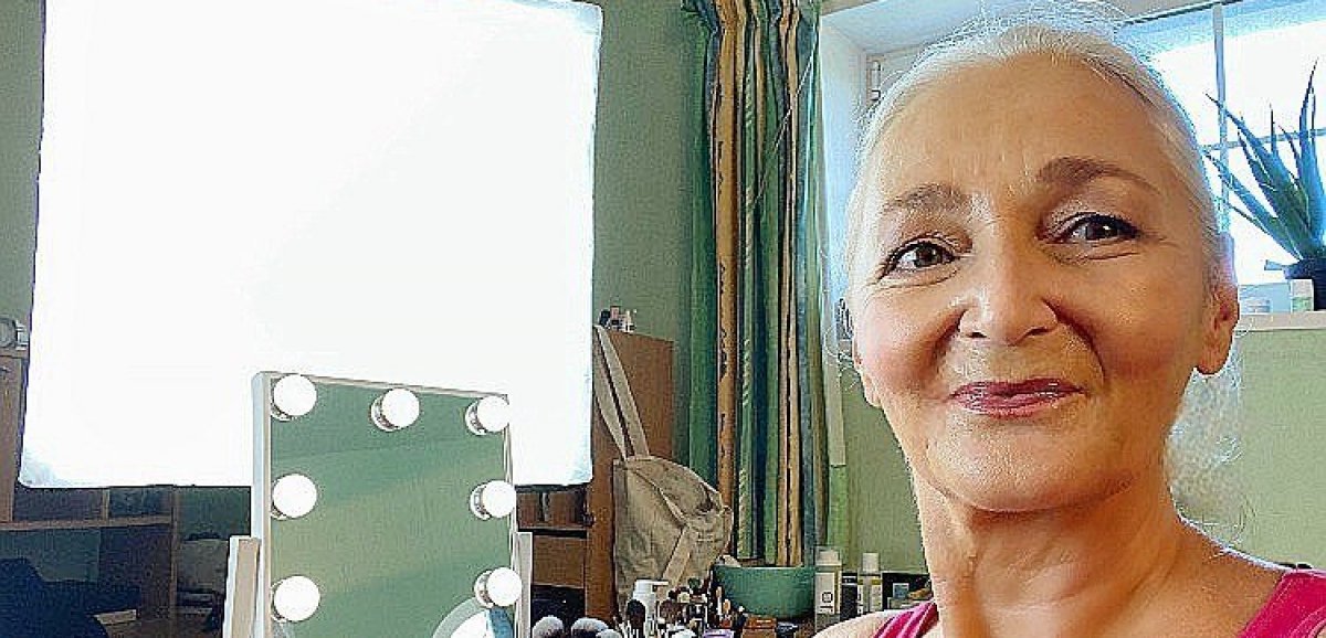 Foire de Caen. Dame Mature, journaliste devenue youtubeuse beauté à 60 ans