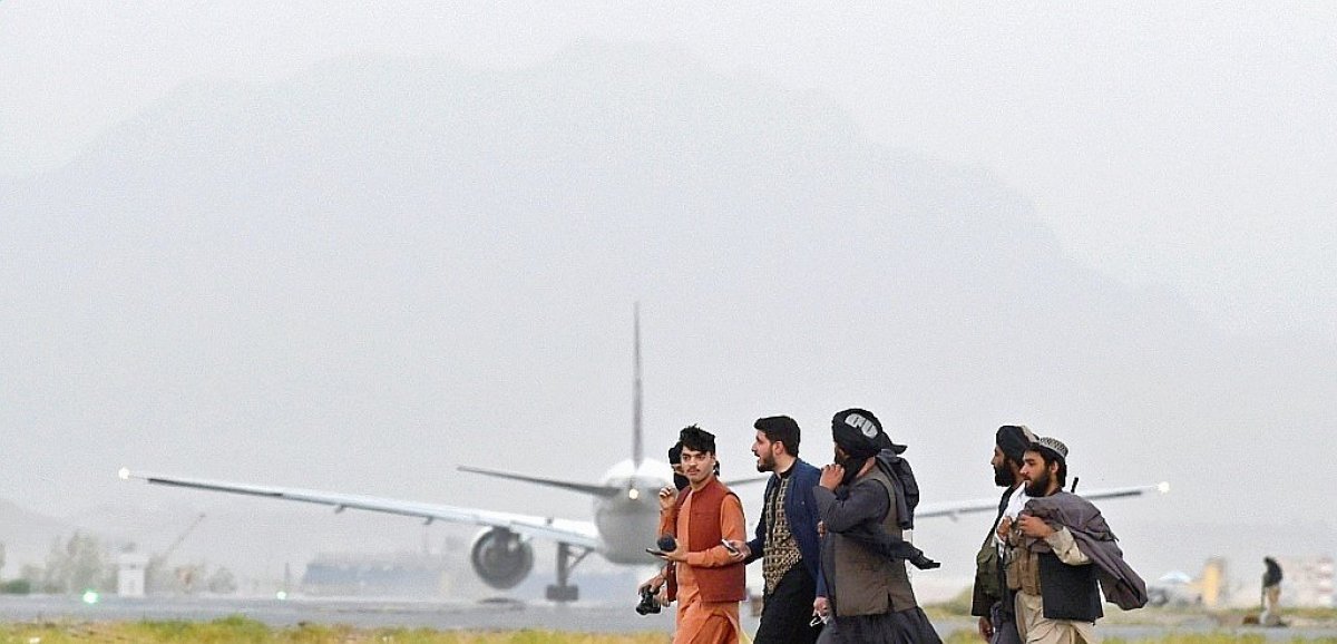 Afghanistan: un autre vol d'évacuation doit partir vendredi de Kaboul