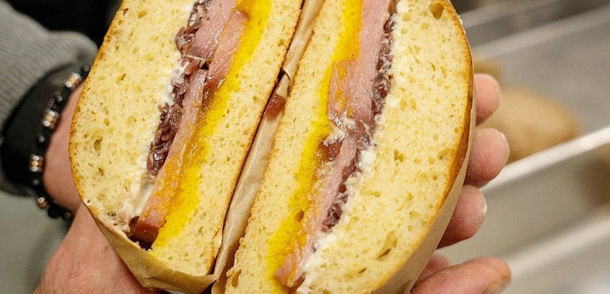 Insolite. Un sandwich Kaamelott vendu au Groupama Stadium à Lyon