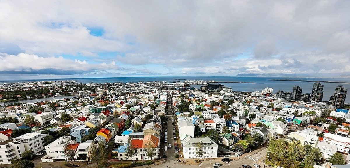 L'Islande aux urnes, la coalition au pouvoir menacée