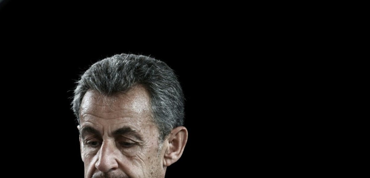 Sondages de l'Elysée: le tribunal impose à Sarkozy de se présenter comme témoin