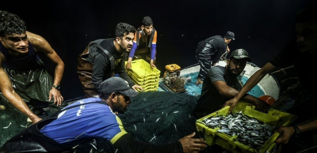 En mer, la nuit, avec les pêcheurs de Gaza sous blocus