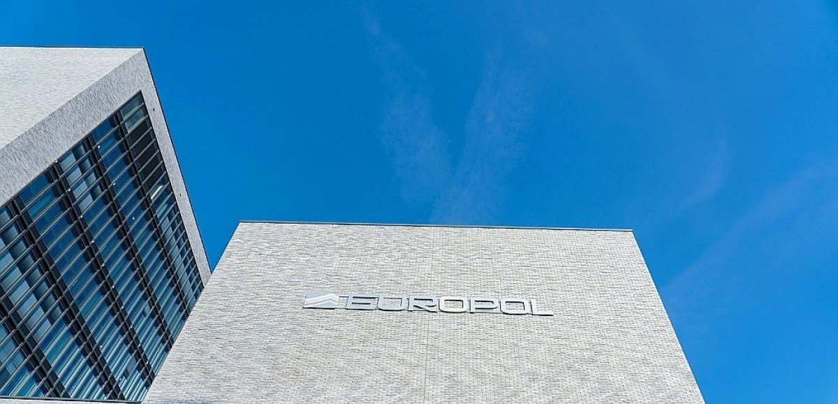 Coup de filet mondial contre le dark web: Europol annonce 150 interpellations
