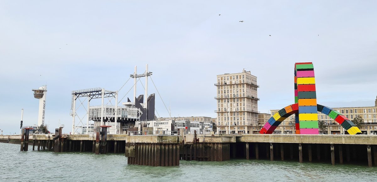 Le Havre. Le chalutier britannique autorisé à larguer les amarres
