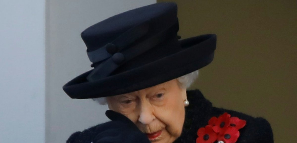 Elizabeth II n'assistera pas à une cérémonie officielle dimanche pour raison de santé