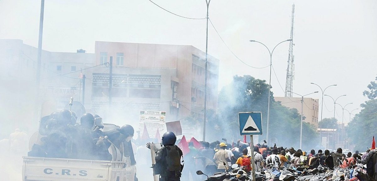 Burkina: tension à Ouagadougou où la police disperse des manifestants anti-pouvoir