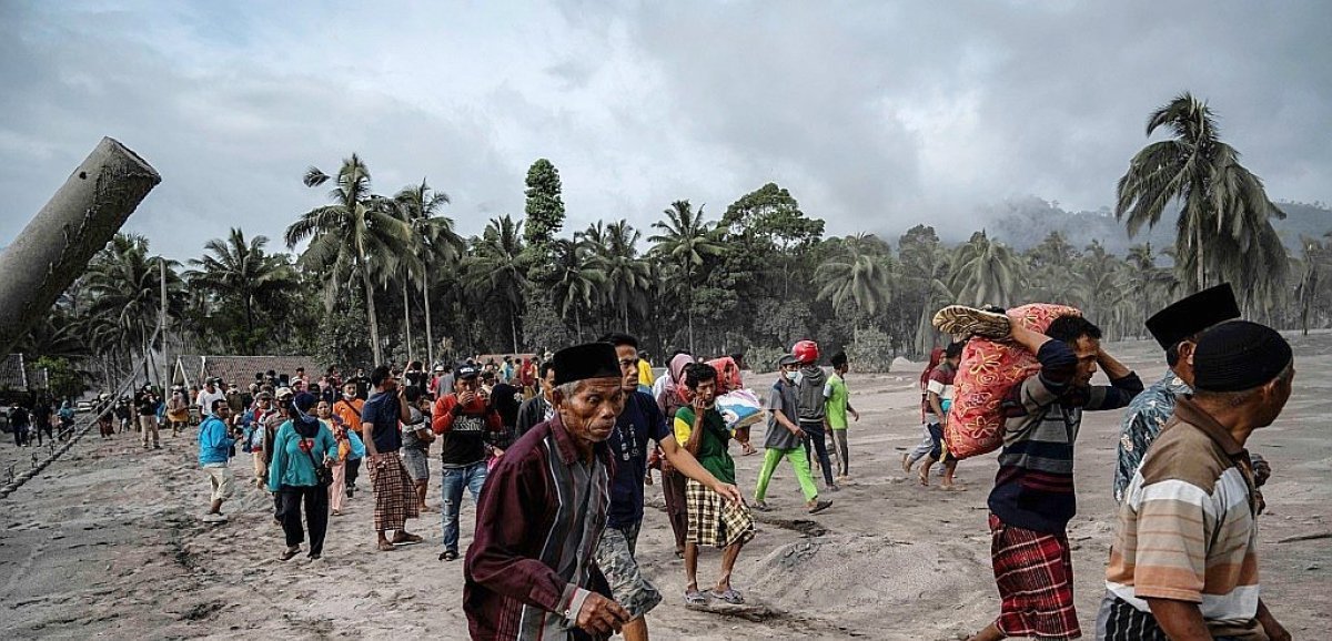 Indonésie: l'éruption du volcan Semeru fait 13 morts, des disparus recherchés