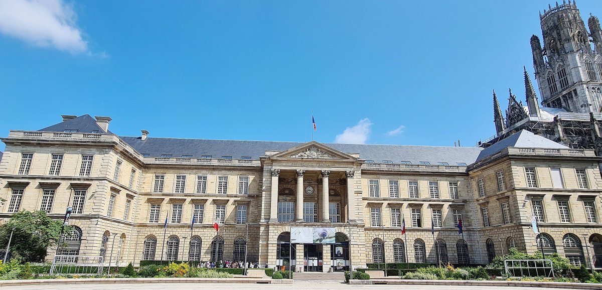 Rouen. Statue de Napoléon : 4 000 contributions enregistrées