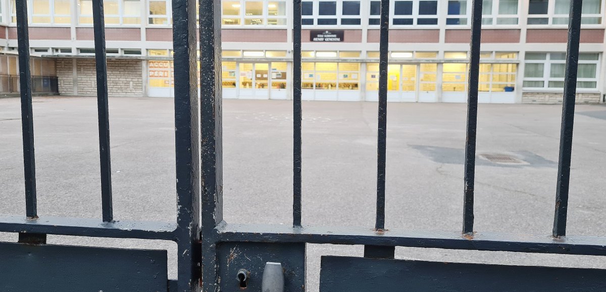 Le Havre. Des portails d'écoles cadenassés pendant la nuit