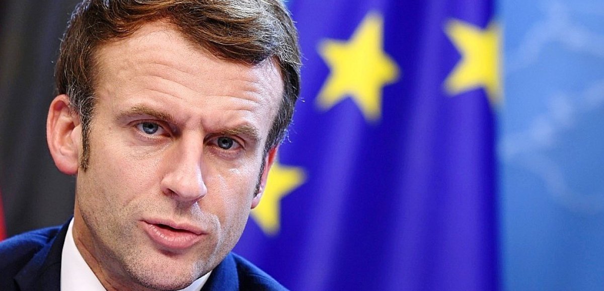 France-Monde. Décidé à "emmerder" les antivax, Macron débute l'année à l'offensive