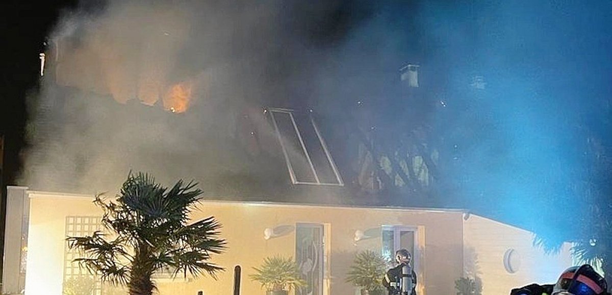 Nord-Cotentin. Près de 30 sapeurs-pompiers mobilisés sur l'incendie d'une maison
