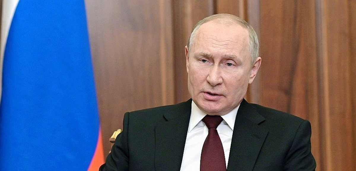 Ukraine: Poutine défie les Occidentaux, réunion d'urgence du conseil de sécurité
