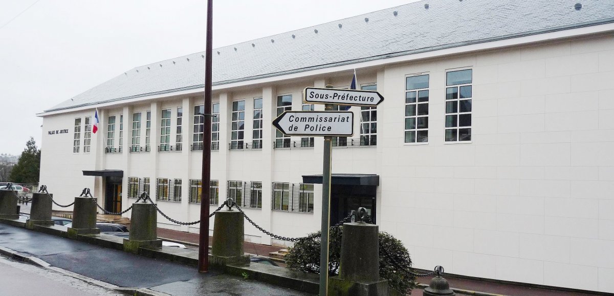 Cherbourg-en-Cotentin. Prison ferme pour quatre jeunes qui en ont torturé un autre