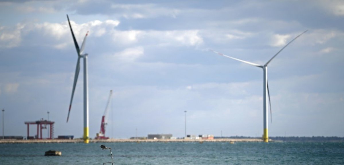 Crise énergétique: l'Italie parie sur les premières éoliennes de Méditerranée