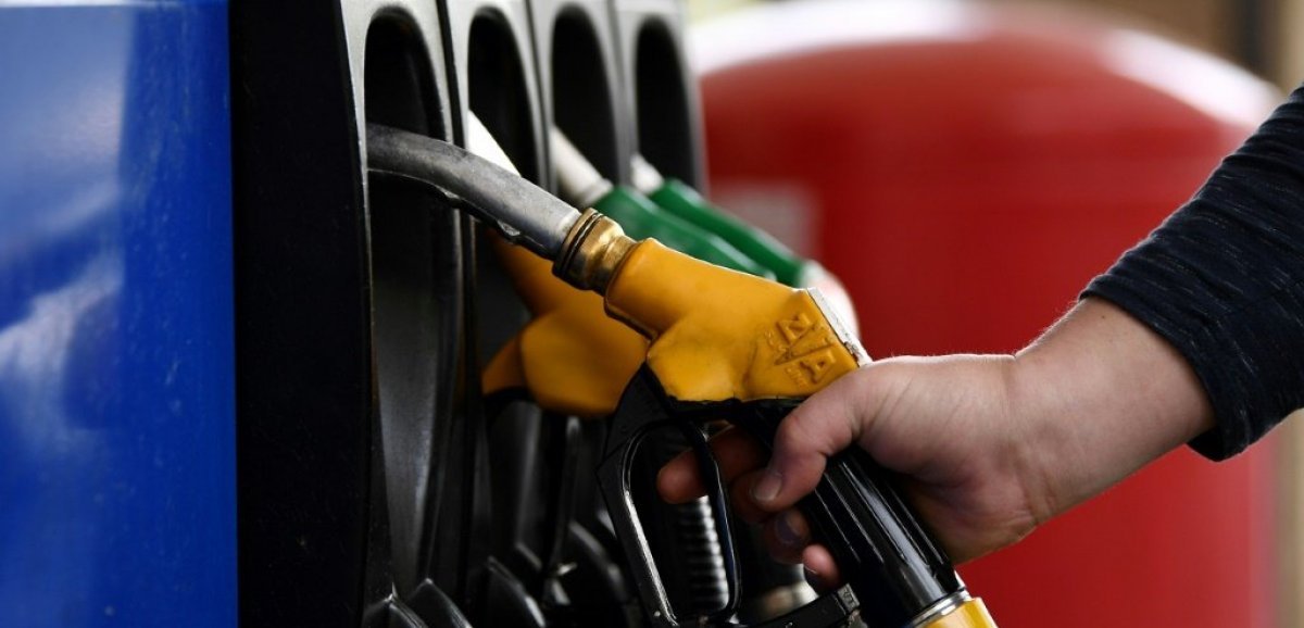 Dix mesures d'urgence pour freiner la consommation de carburants