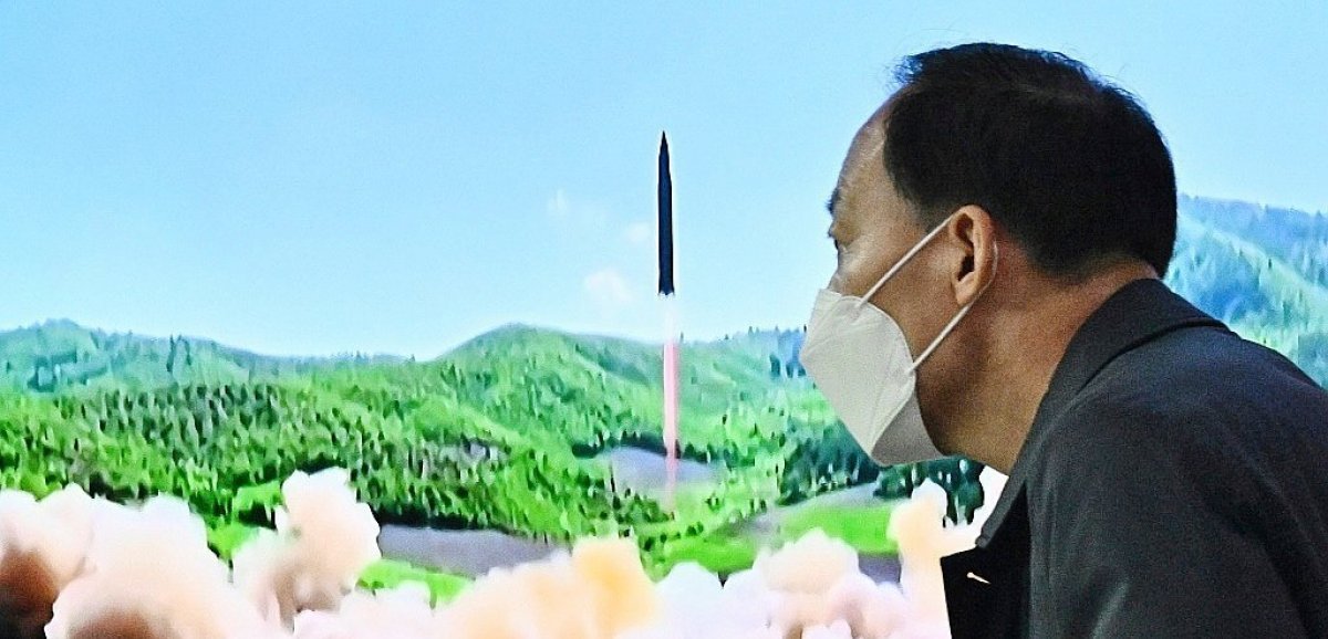 La Corée du Nord tire un missile intercontinental dans la zone économique du Japon
