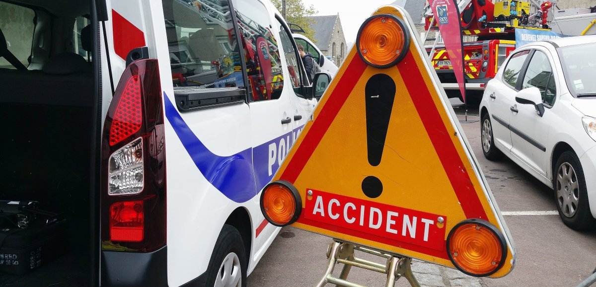 Près de Cherbourg-en-Cotentin. Accident entre deux voitures : 4 blessés dont 3 adolescents