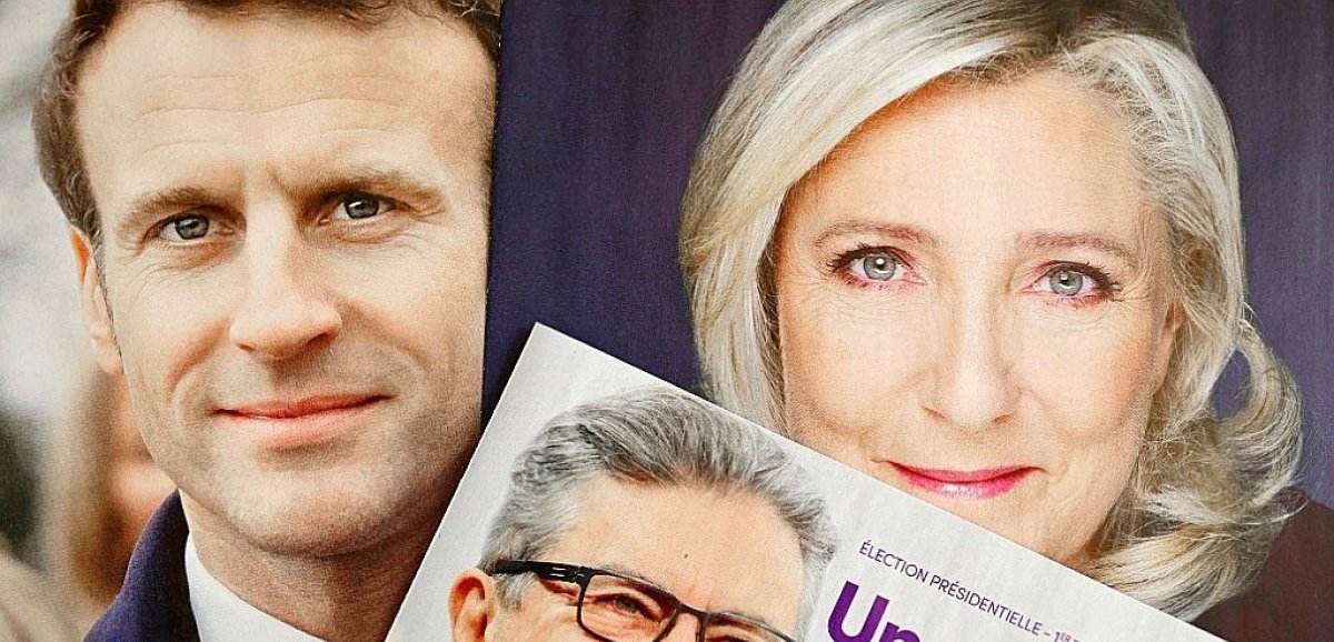 Présidentielle: Macron et Le Pen se jettent dans un duel qui s'annonce serré