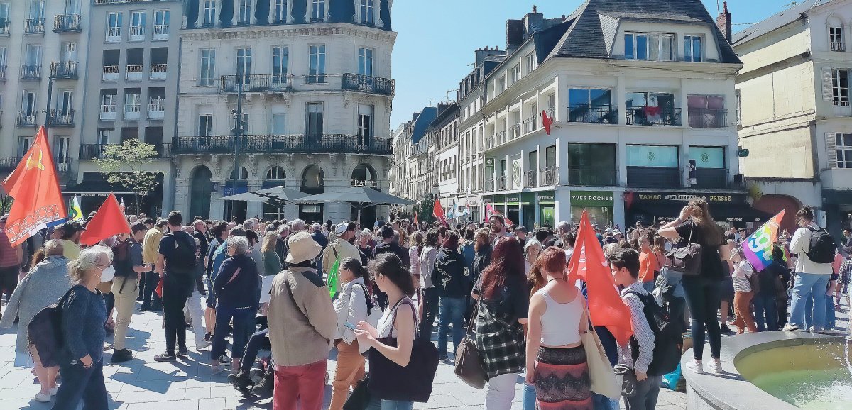 [Photos] Caen. Petite affluence pour la manifestation contre l'extrême-droite