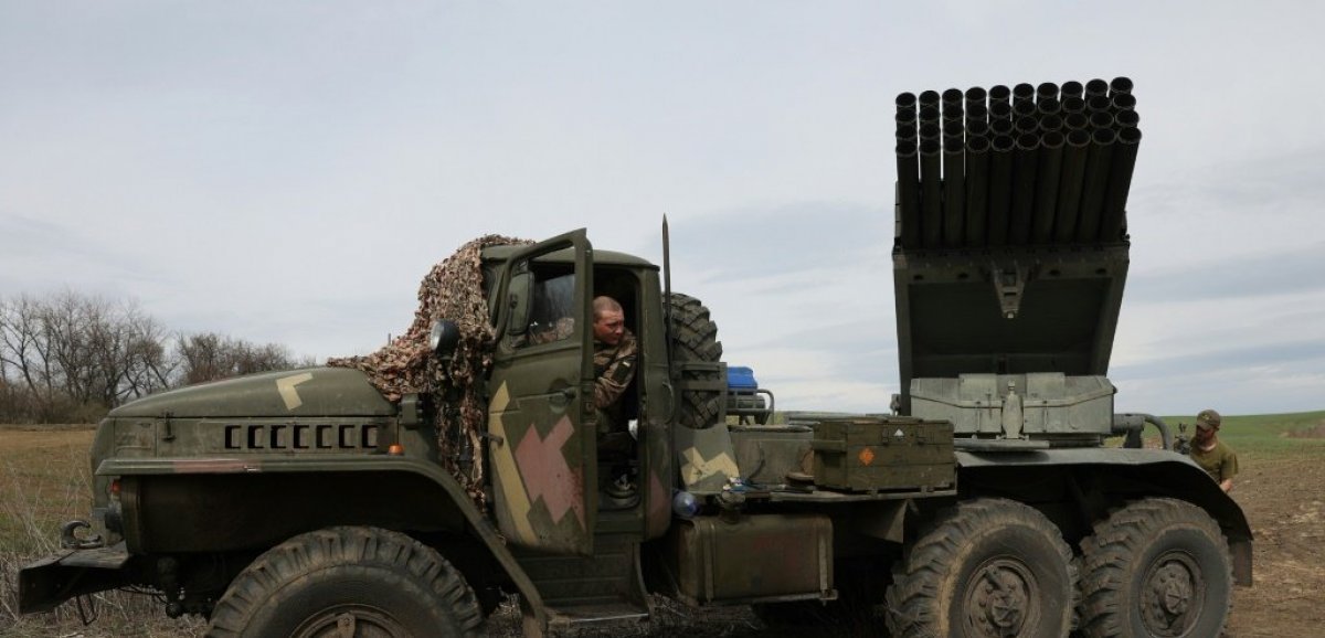 Ukraine: les combats font rage au Donbass, appel à la rescousse des défenseurs de Marioupol