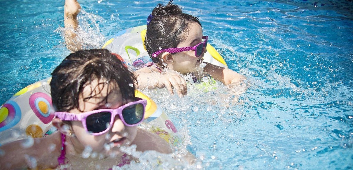 Calvados. Un enfant de 4 ans repêché dans une piscine par des vacanciers