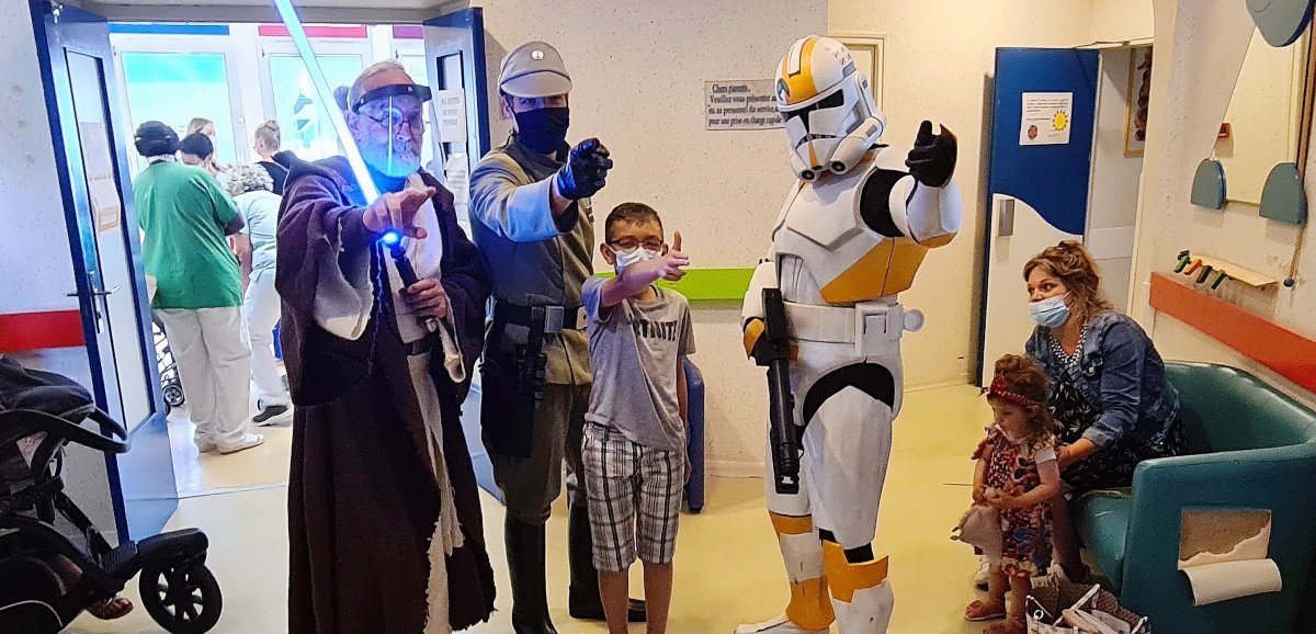 Alençon. Des apprentis et Star Wars offrent des cadeaux aux enfants hospitalisés