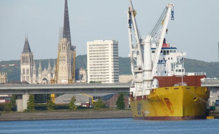 OCDE : "un rapport sans concession", selon les ports de l'Axe Seine