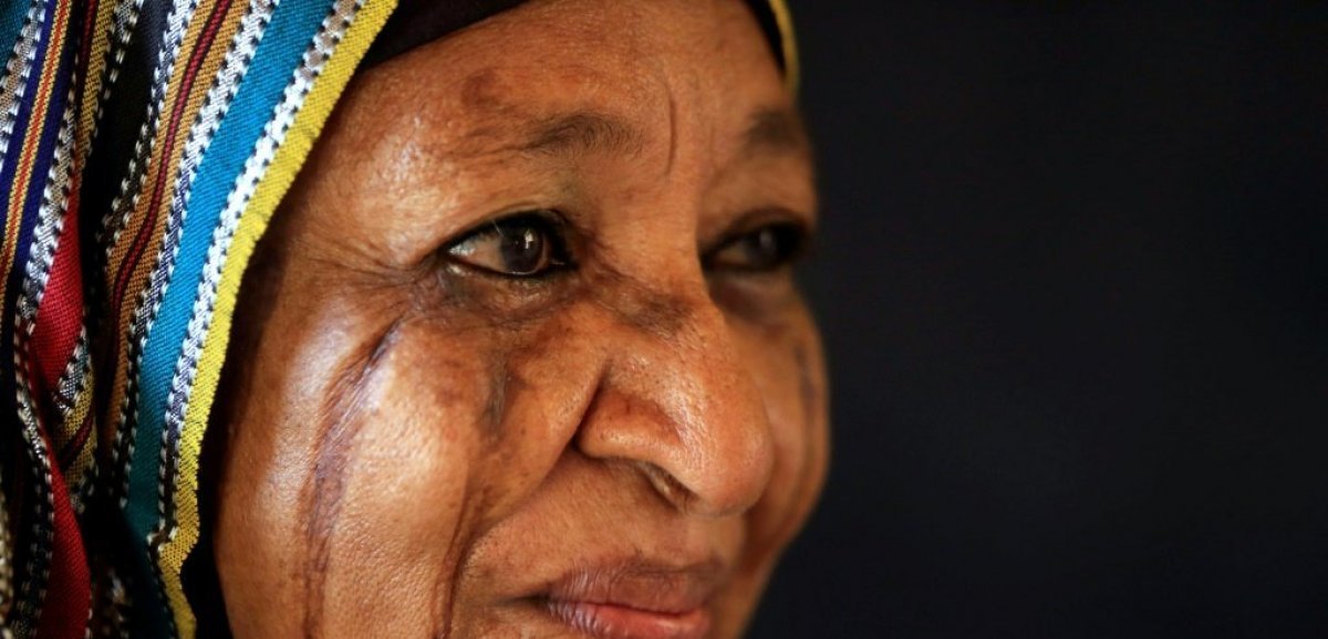 Marqués à vie: les derniers scarifiés du Soudan
